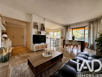 Apartment in Le Cannet (06110)