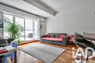 Apartment in Paris (75015)