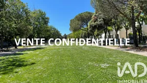 Traditional house at La Rochelle (17000)