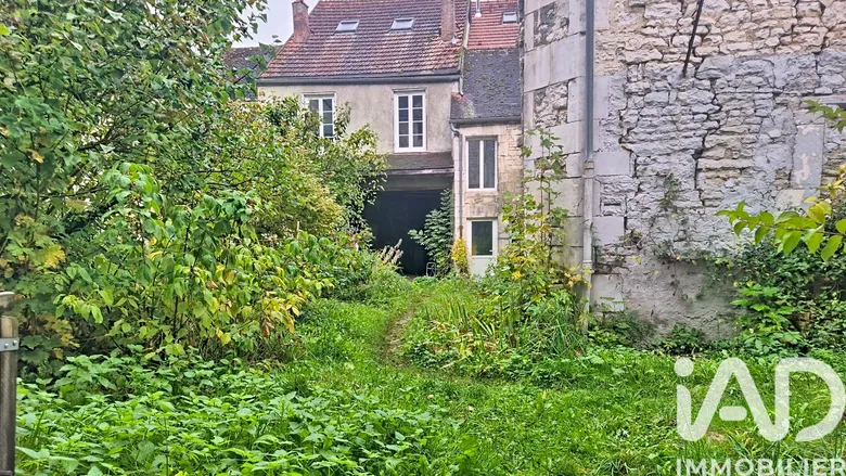 Maison 6 pièces 147 m² · à Tonnerre · 147 m² · 194 000 €