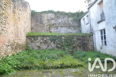 Building in Bourbonne-les-Bains (52400)