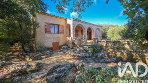 Maison à Méjannes-le-Clap (30430)