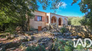 Maison à Méjannes-le-Clap (30430)