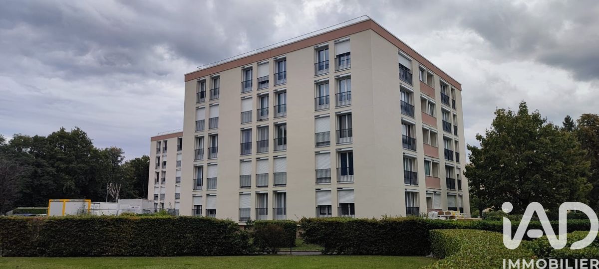 Appartement 2 pièces de 43 m² à Rambouillet (78120)
