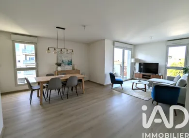 Apartment at Saint-Sébastien-sur-Loire (44230)