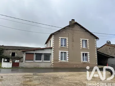 Maison de village à Voulême (86400)