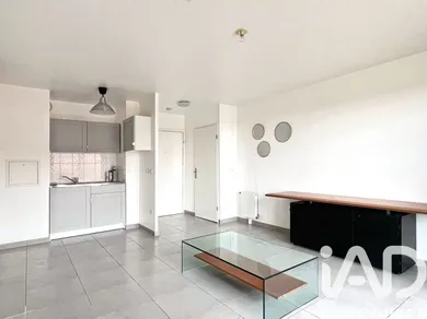 Appartement à Bussy-Saint-Georges (77600)