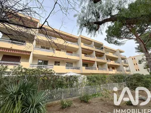 Apartment at Sanary-sur-Mer (83110)