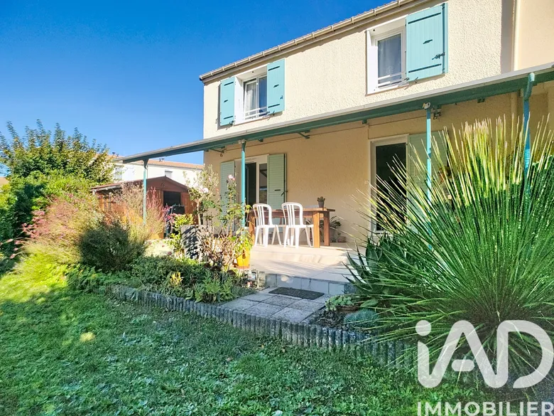 Maison 4 pièces 91 m² · à Serves-sur-Rhône · 90,6 m² · 229 000 €