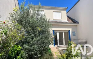 House at Rueil-Malmaison (92500)