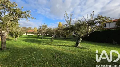 Terrain à bâtir à Riom (63200)