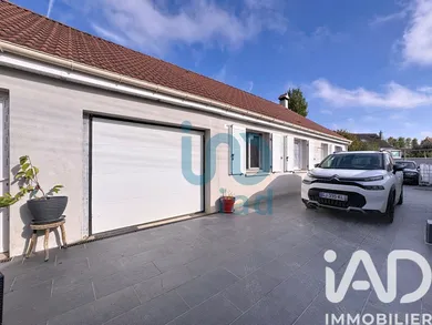 Traditional house in Guérard (77580)