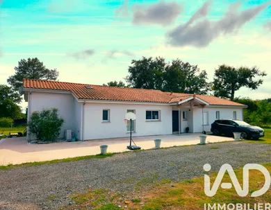 House in GAJAC (33430)