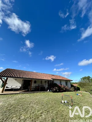 House at Castets (40260)