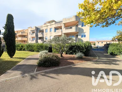 Apartment in Monteux (84170)