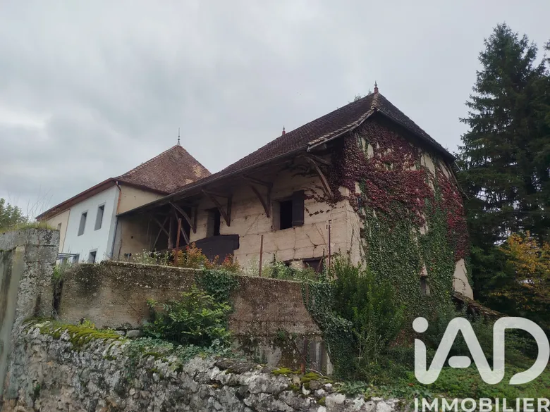 Maison 2 pièces 168 m² · à Saint-Victor-de-Morestel · 168 m² · 109 000 €
