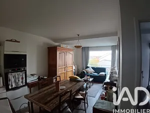 Apartment at Noisy Le Grand (93160)