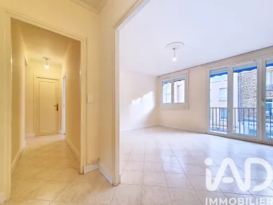 Apartment at Vaires-sur-Marne (77360)