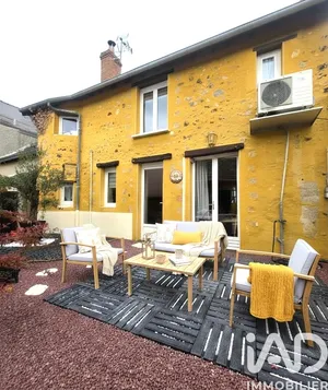 Village house at Mézeray (72270)