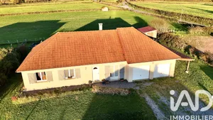 Detached house at Soumans (23600)