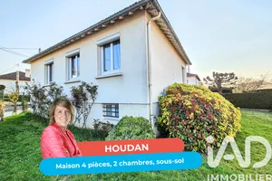 House at Houdan (78550)
