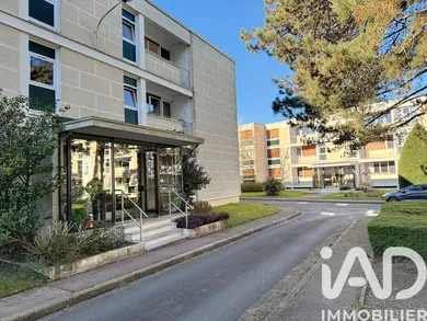 Apartment in Bois-Guillaume (76230)