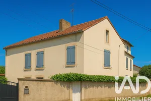 Traditional house at Villecresnes (94440)