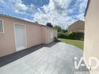 House in Nandy (77176)