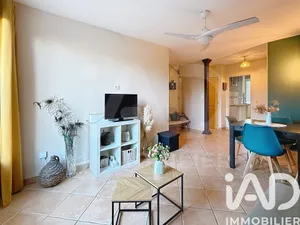 Apartment in Hyères (83400)