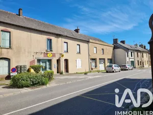 Immeuble à Corps-Nuds (35150)