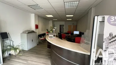 Building at Aire-sur-la-Lys (62120)