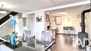 House at Lancrans (01200)