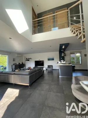 Maison traditionnelle à Chailly-en-Bière (77930)