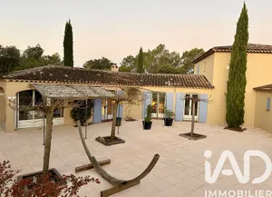 Maison à BRAS  (83149)