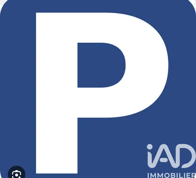 Parking at Cannes (06400)