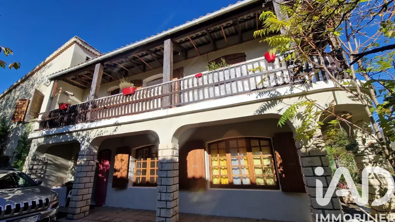 Maison 9 pièces 185 m² · à Salignac · 185 m² · 324 000 €