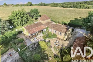 Maison à Villefranche-du-Périgord (24550)