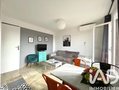 Apartment in Cannes (06400)