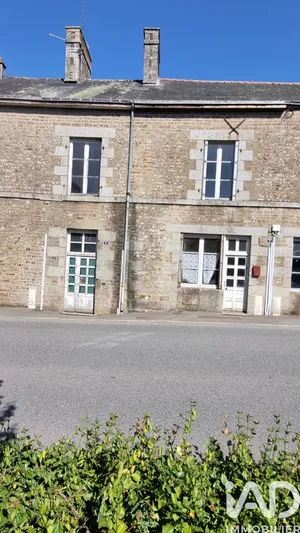 Maison de village à Saint-Berthevin-la-Tannière (53220)