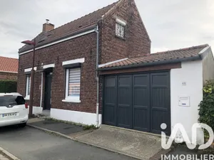 Traditional house at Courcelles-lès-Lens (62970)