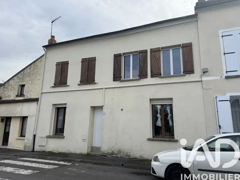 Immeuble 2 pièces 300 m² · à Château-Thierry · 300 m² · 408 000 €