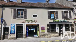 House at Arc-en-Barrois (52210)