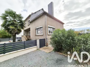 Traditional house at Donges (44480)