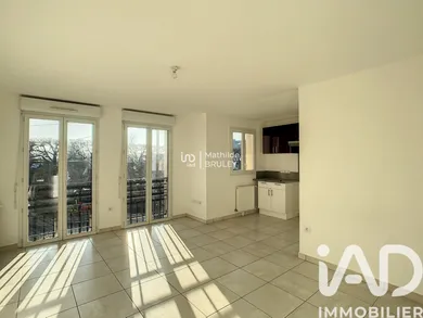 Apartment in Dourdan (91410)