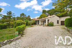 Maison traditionnelle à Peypin (13124)