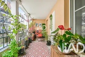 Apartment at Puteaux (92800)