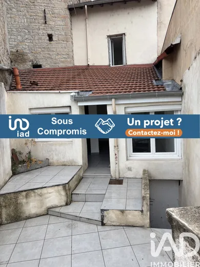 Immeuble à Rive-de-Gier (42800)