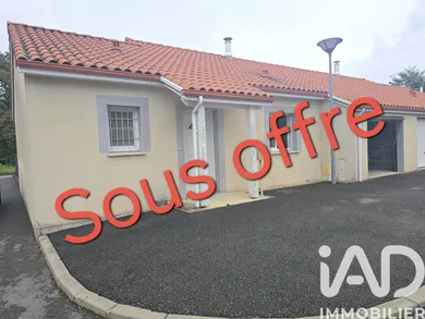 House at Bazet (65460)