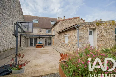 Traditional house in Le Châtelet-en-Brie (77820)