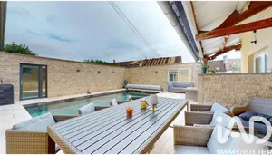 Maison d'architecte à Illiers-Combray (28120)